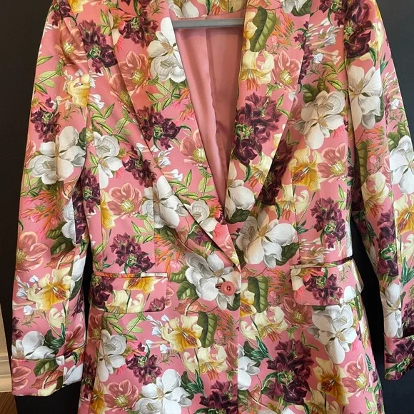 Alice + Olivia Pink and White Floral Blazer - Picture 7 of 12
